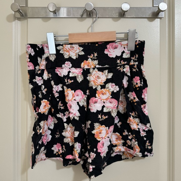 Talula Shorts - Floral Black/Pink/Orange - Picture 1 of 2